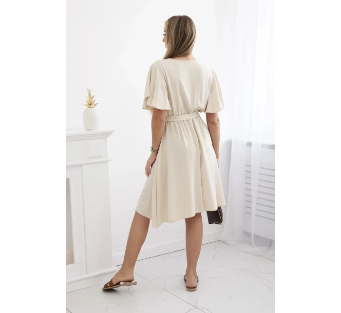 Šaty s vrstveným výstřihem béžový