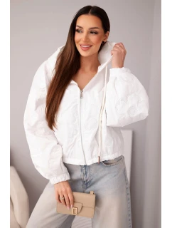 Dámská prošívaná bunda s kapucí a ozdobným květinovým ražením bílá