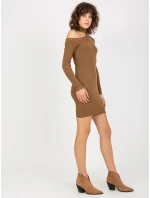 Dámské šaty NM SK NG model 17863019 světle hnědé - FPrice Dámské šaty NM SK NG model 17863019 světle hnědé - FPrice