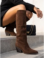 Kozaki damskie zamszowe na  model 22358200 - FashionStreet