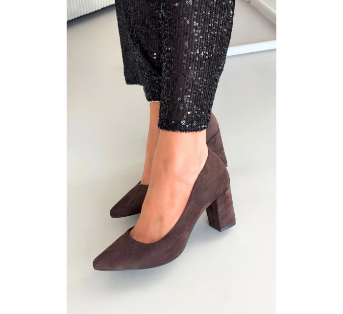 Lodičky z eko semiše na jehlovém podpatku Sergio Leone PB414 čokoládové
