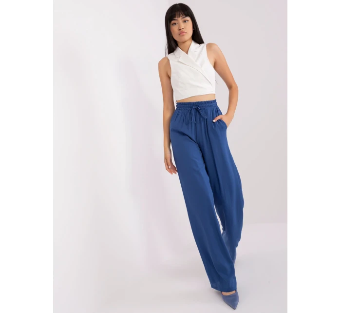 Spodnie LK SP model 18741290 ciemny niebieski - FPrice Spodnie LK SP model 18741290 ciemny niebieski - FPrice