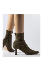 Boty na podpatku model 205090 Solea Boty na podpatku model 205090 Solea