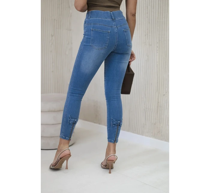 Džínové kalhoty s mašlí Džínové kalhoty s mašlí
