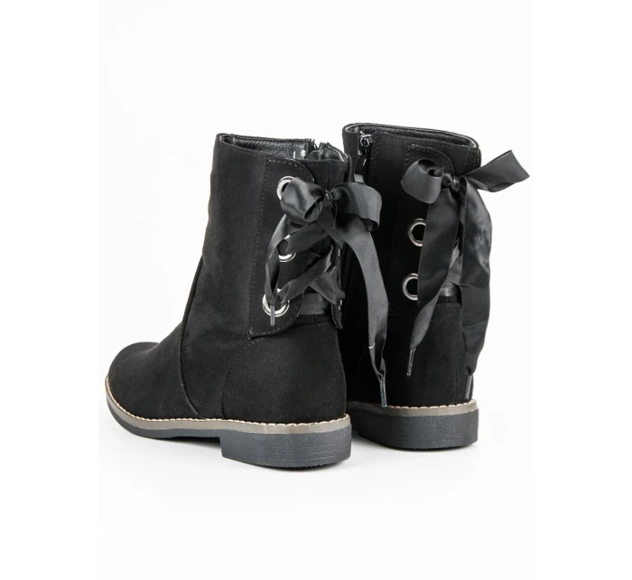 Módní kotníčkové boty dámské černé na plochém podpatku Módní kotníčkové boty dámské černé na plochém podpatku