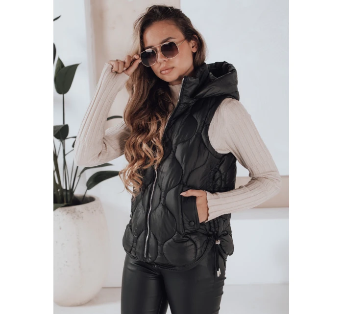 Dámská prošívaná vesta s kapucí MISSVEST černá FashionStreet TY5018 Dámská prošívaná vesta s kapucí MISSVEST černá FashionStreet TY5018