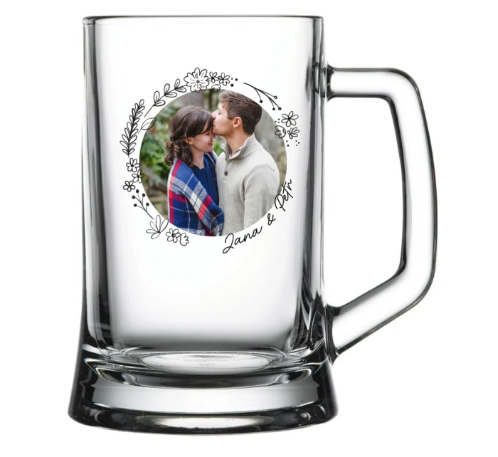 Personalizovaná pivní sklenice s květinovým ohraničením 