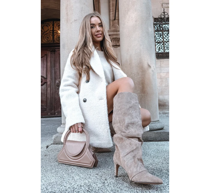 Vlněné kozačky na jehlovém podpatku z eko semiše zateplené béžové model 21757778 - Boto