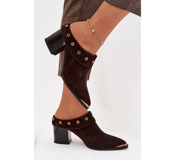 Semišové dámské sandály na podpatku D&A model 22031840 čokoládové - S.Barski