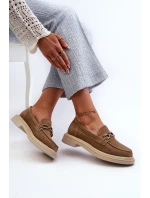 Dámské semišové mokasíny na ploché podrážce s ozdobou D&A TW101 hnědé Dámské semišové mokasíny na ploché podrážce s ozdobou D&A TW101 hnědé