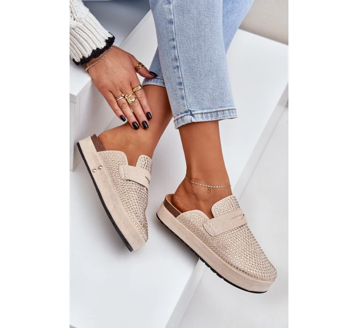 Dámské sandály zdobené zirkony na platformě béžové Deorani Dámské sandály zdobené zirkony na platformě béžové Deorani