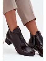 Kožené lakované kotníkové boty na klínku s ozdobným detailem zateplené Zazoo 60560 bordó