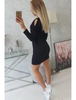 Šaty s 3D grafikou a ozdobnými volánky černé barvy Šaty s 3D grafikou a ozdobnými volánky černé barvy