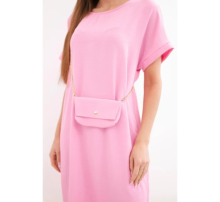 Dámské šaty s krátkým rukávem a kabelkou na řetízku bonbónově růžová