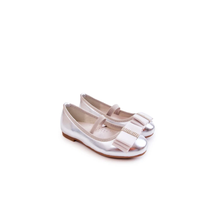 Kožené dětské baleríny s ozdobnou mašlí stříbrne Claril Kožené dětské baleríny s ozdobnou mašlí stříbrne Claril