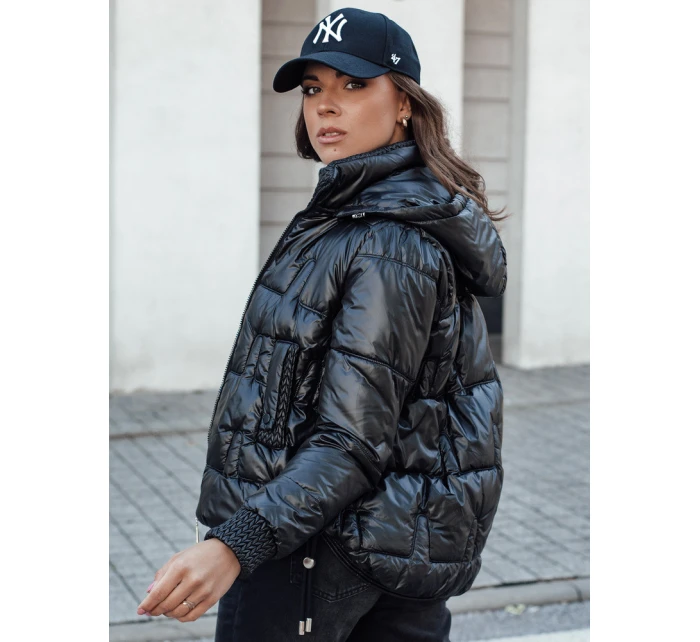 Dámská zimní bunda krátká prošívaná s kapucí černá Dstreet model 21980753 - FashionStreet