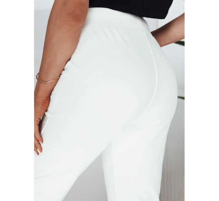 Dámské tepláky MANTI bílé FashionStreet UY2020 Dámské tepláky MANTI bílé FashionStreet UY2020