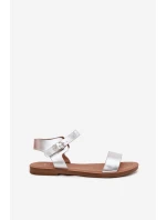 Dámské Sandály Na Plochém Podpatku Eko Kůže Stříbrné model 21703875 - Boto Dámské Sandály Na Plochém Podpatku Eko Kůže Stříbrné model 21703875 - Boto