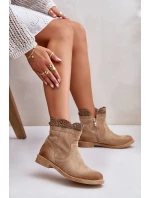 Nízké Dámské Botky Na Plochém Podpatku Semišové Lewski model 21672809 Béžové - Boto