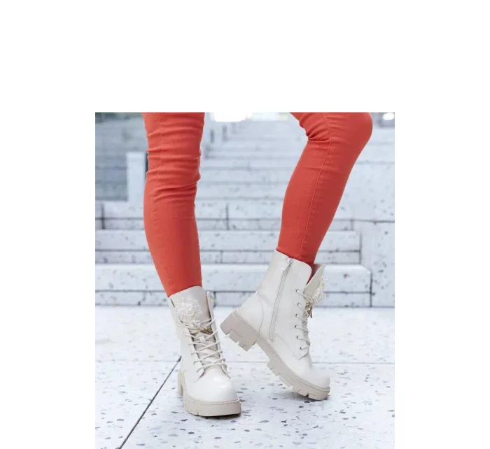 Boty model 205782 Solea Boty model 205782 Solea