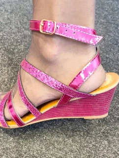 Dámské sandály Nio Nio fuchsiové - Sweet Shoes