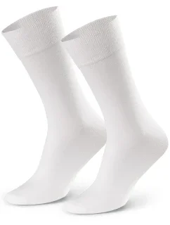 056 model 19533082 gładkie kolor:biały 106 - Steven