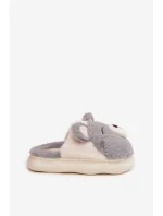 Kožešinové pantofle s motivem šedé model 21772450 - Boto