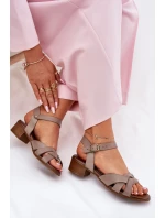 Kožené Sandály Na Jemném Podpatku Béžové Zazoo 40372