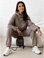 Komplet damski z kapturem i fango model 22387031 - FashionStreet Komplet damski z kapturem i fango model 22387031 - FashionStreet