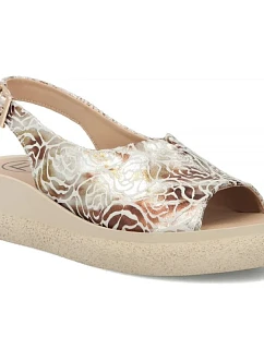 Dámské kožené sandály na zlaté platformě Filippo DS7581