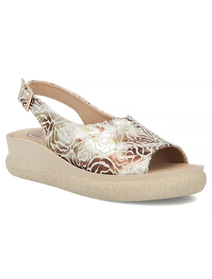 Dámské kožené sandály na zlaté platformě Filippo DS7581