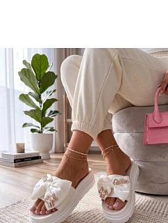 Klapky na platformě model 227266 Solea