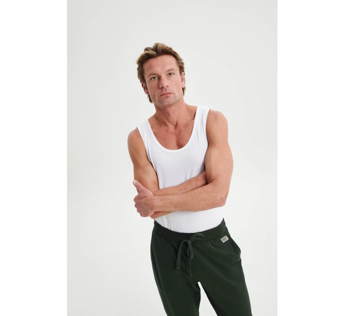 Jednoduché kalhoty s kapsami model 20515678 - Vamp Jednoduché kalhoty s kapsami model 20515678 - Vamp