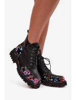 Kožené dámské botky Artiker zateplené – černé s květinovou výšivkou Kožené dámské botky Artiker zateplené – černé s květinovou výšivkou