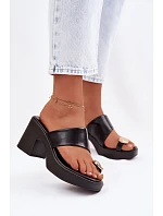 Klapky na podpatku model 225375 Step in style