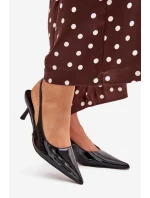 Lakované Lodičky Na Podpatku S Černé model 21704613 - Boto Lakované Lodičky Na Podpatku S Černé model 21704613 - Boto