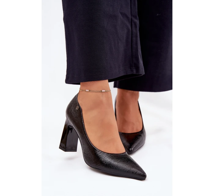 Dámské lodičky na podpatku model 21704941 černé - VINCEZA