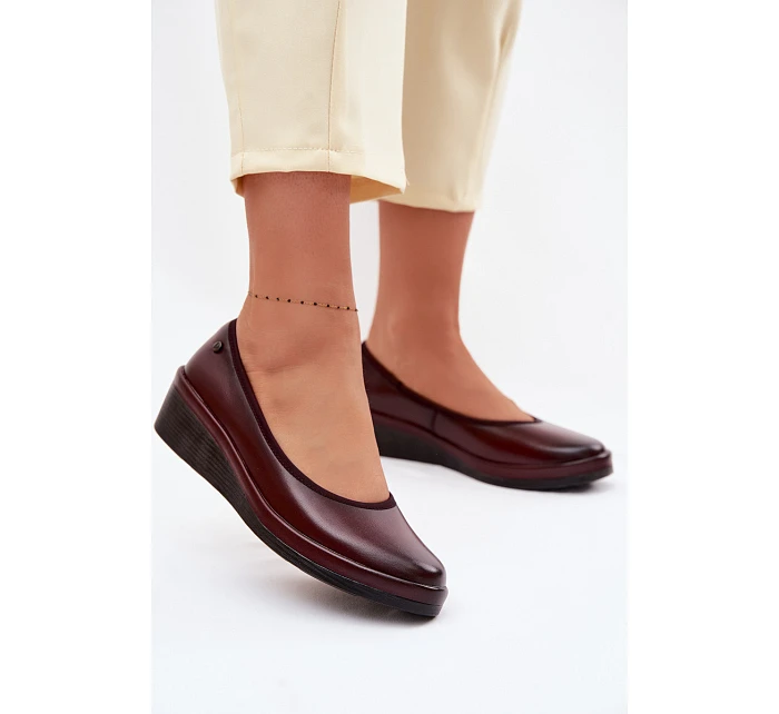Kožené dámské polobotky na platformě Vinceza 39987 bordó