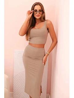 Dámský top a vroubkovaný sukně kapučíno