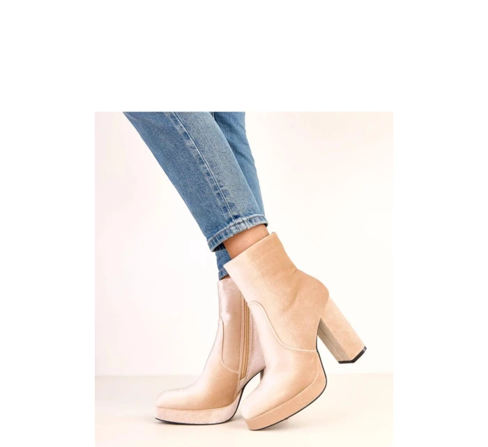 Boty na podpatku  model 220580 Solea