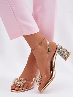 Průhledné sandály na podpatku s krystaly model 22102733 Zlaté - VINCEZA