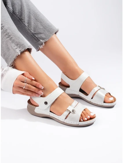 Originální sandály dámské bílé na plochém podpatku Originální sandály dámské bílé na plochém podpatku