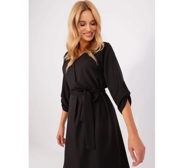WN SK 668 šaty.87 černá