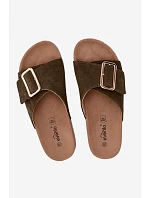 Kožené semišové dámské pantofle s přezkou tmavě zelené model 22120808 - Boto