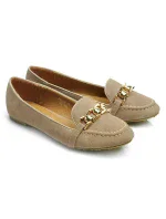 Skvělé hnědé baleríny se zlatým řetízkem