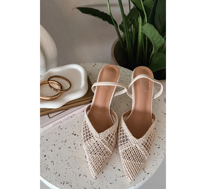 Sandály z pleteniny na jehlovém podpatku světle béžové Hanelis