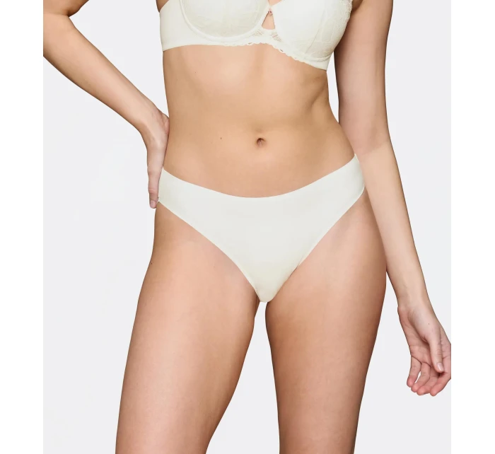 Body Make-Up Illusion Lace Highleg Tai - WHITE - TRIUMPH WHITE - TRIUMPH Body Make-Up Illusion Lace Highleg Tai - WHITE - TRIUMPH WHITE - TRIUMPH