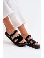 Dámské Pantofle S Dekorací Na Platformě Černé model 21703952 - Boto Dámské Pantofle S Dekorací Na Platformě Černé model 21703952 - Boto