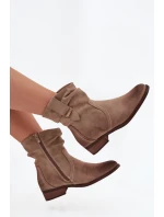 Dámské kotníkové boty na nízkém podpatku s mačkáním zateplené khaki Gracia Dámské kotníkové boty na nízkém podpatku s mačkáním zateplené khaki Gracia