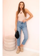 Dámská blůza s výstřihem a ozdobnou sponou model 21217863 - K-Fashion